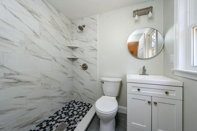 98 Wagon Lane, Hyannis, MA 02601