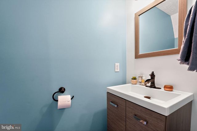 213 DEERVALLEY DR, Frederick, MD 21702