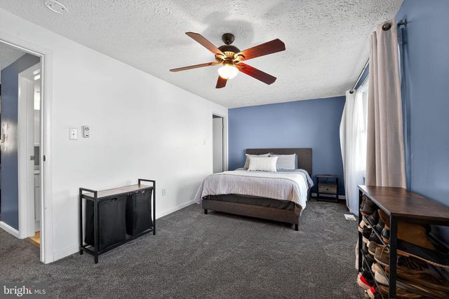 213 DEERVALLEY DR, Frederick, MD 21702