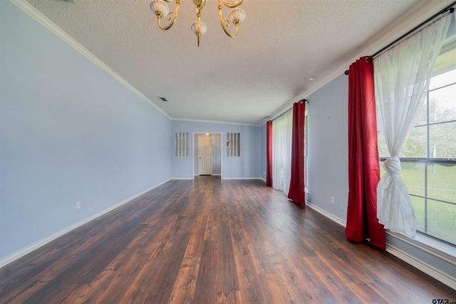 715 Hopper Ct., Winnsboro, TX 75494