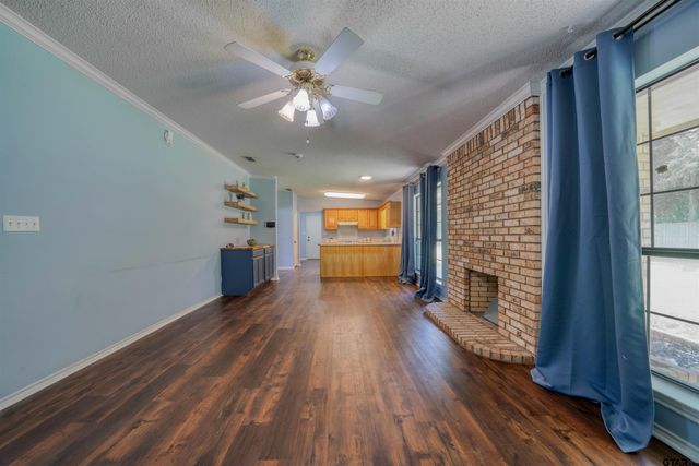 715 Hopper Ct., Winnsboro, TX 75494