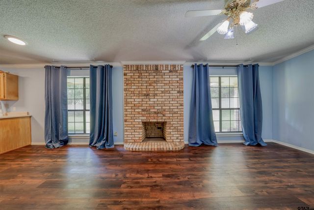 715 Hopper Ct., Winnsboro, TX 75494