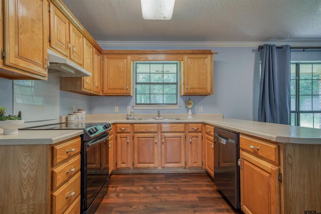 715 Hopper Ct., Winnsboro, TX 75494