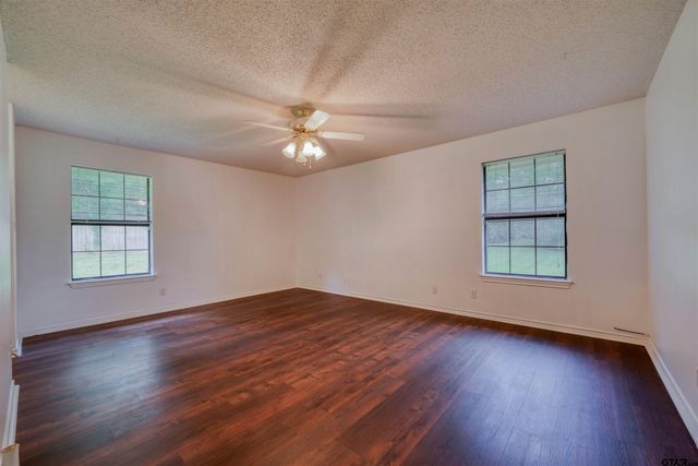 715 Hopper Ct., Winnsboro, TX 75494