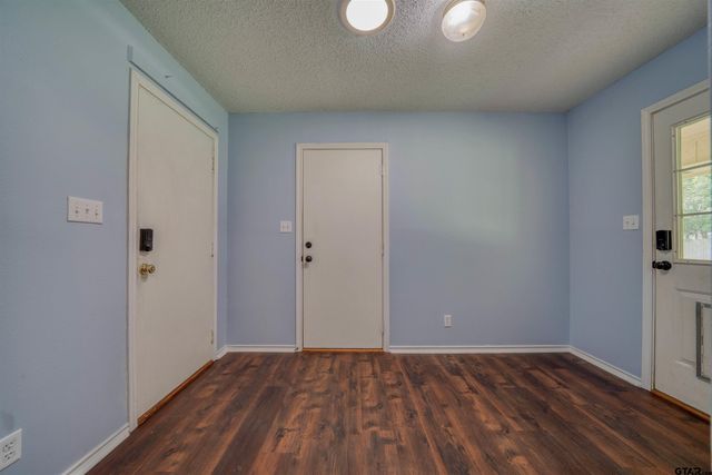 715 Hopper Ct., Winnsboro, TX 75494