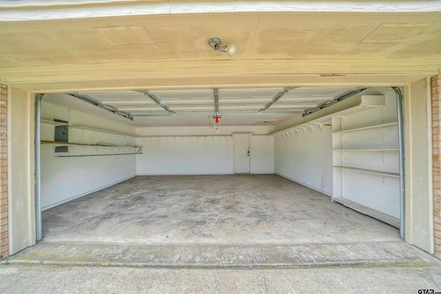 715 Hopper Ct., Winnsboro, TX 75494