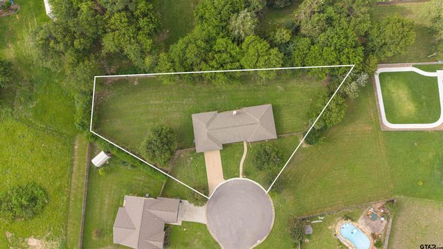 715 Hopper Ct., Winnsboro, TX 75494