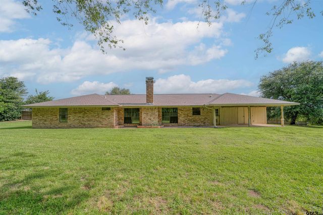 715 Hopper Ct., Winnsboro, TX 75494