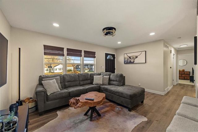 602 S Cedar Street, Belton, MO 64012