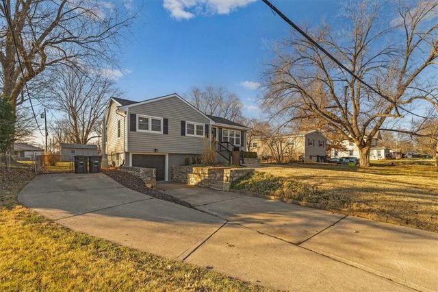 602 S Cedar Street, Belton, MO 64012