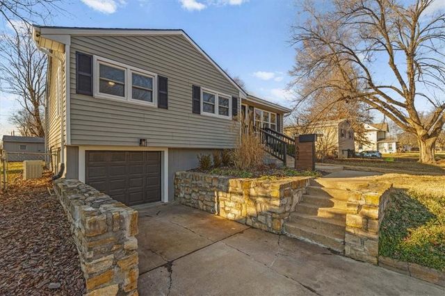 602 S Cedar Street, Belton, MO 64012