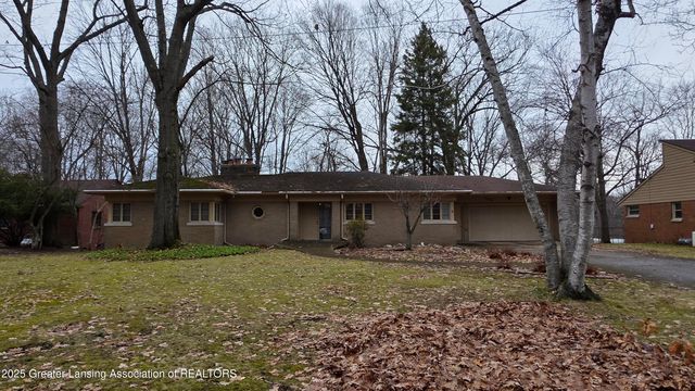 4702 Woodcraft Road, Okemos, MI 48864