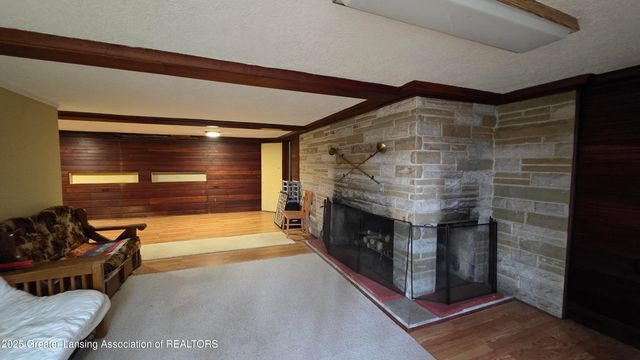 4702 Woodcraft Road, Okemos, MI 48864