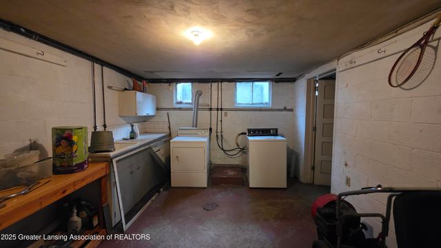 4702 Woodcraft Road, Okemos, MI 48864