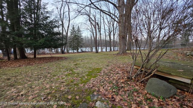 4702 Woodcraft Road, Okemos, MI 48864