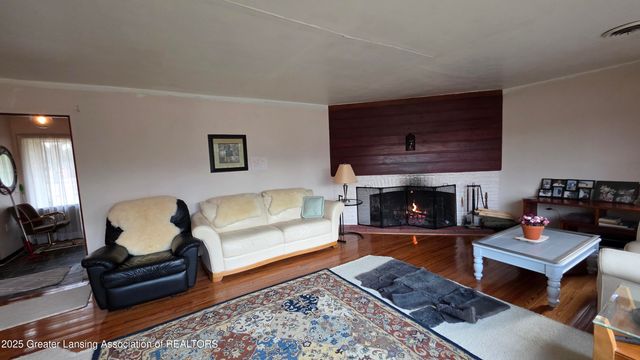 4702 Woodcraft Road, Okemos, MI 48864