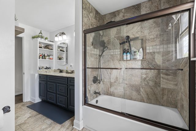 600 Frankfort Dr, Hermitage, TN 37076