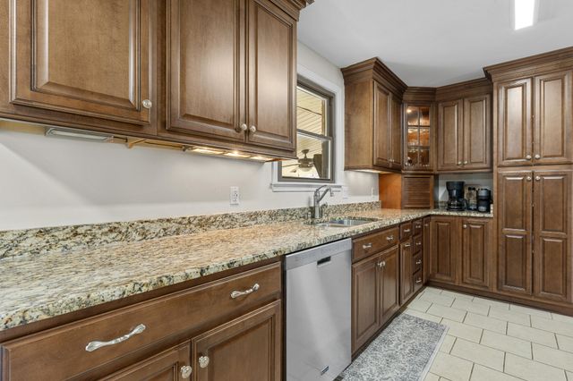 600 Frankfort Dr, Hermitage, TN 37076