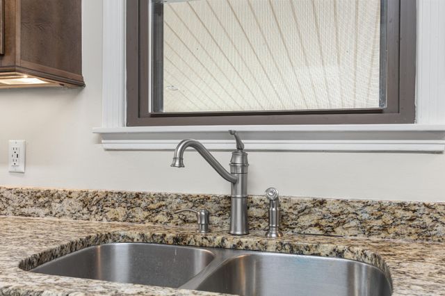 600 Frankfort Dr, Hermitage, TN 37076