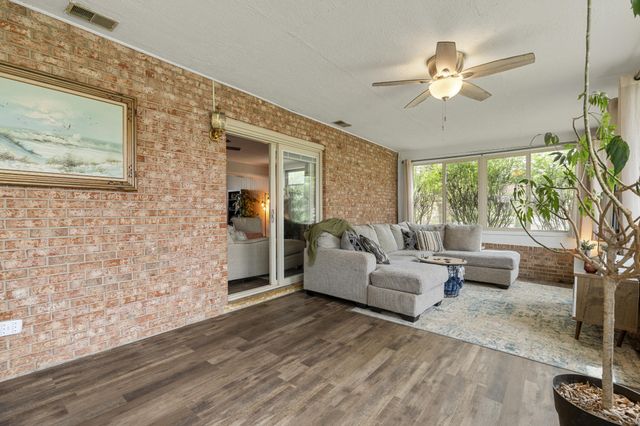 600 Frankfort Dr, Hermitage, TN 37076