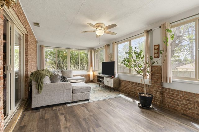 600 Frankfort Dr, Hermitage, TN 37076