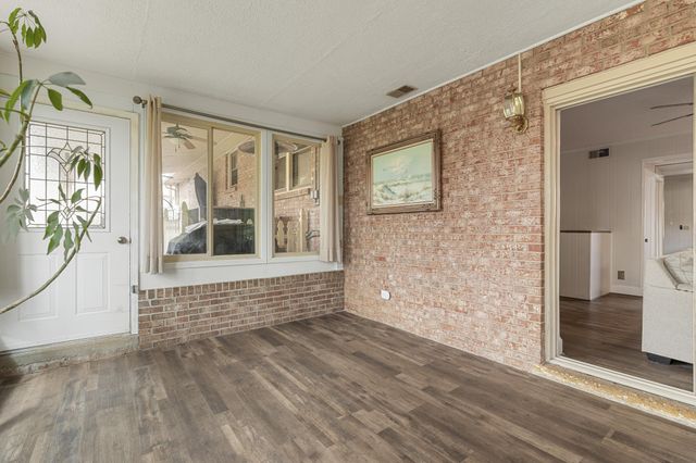 600 Frankfort Dr, Hermitage, TN 37076