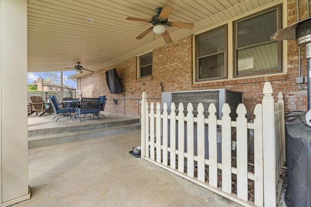 600 Frankfort Dr, Hermitage, TN 37076