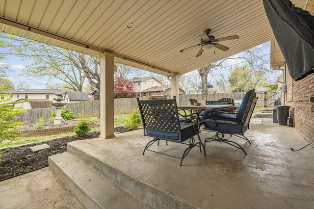 600 Frankfort Dr, Hermitage, TN 37076