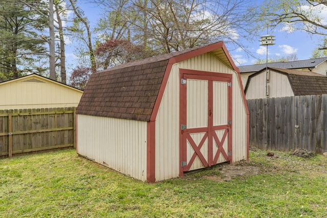 600 Frankfort Dr, Hermitage, TN 37076