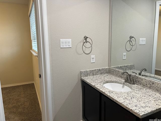 1516 LUCILLE ST, Seguin, TX 78155