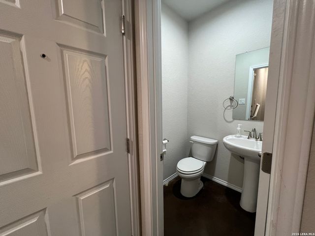 1516 LUCILLE ST, Seguin, TX 78155