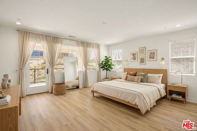 24198 Camino Cascada, Valencia, CA 91354