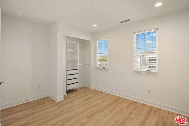 24198 Camino Cascada, Valencia, CA 91354