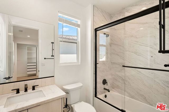 24198 Camino Cascada, Valencia, CA 91354