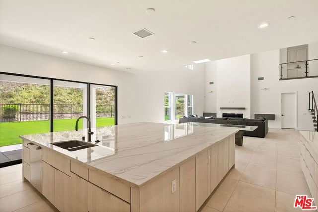 24198 Camino Cascada, Valencia, CA 91354