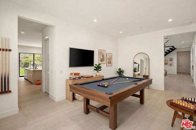 24198 Camino Cascada, Valencia, CA 91354