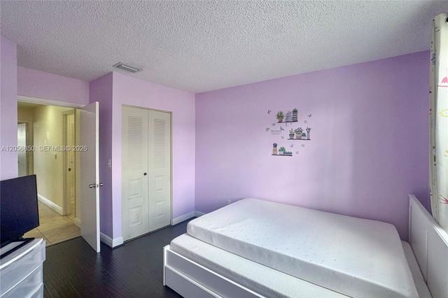 11848 SW 100th St, Miami, FL 33186