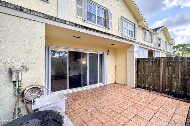 11848 SW 100th St, Miami, FL 33186