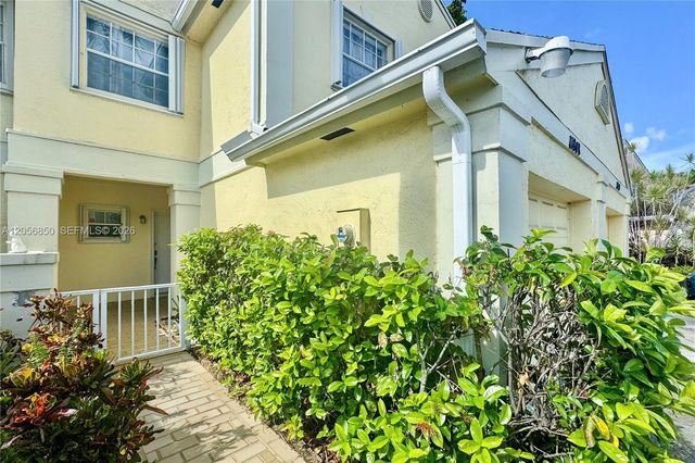 11848 SW 100th St, Miami, FL 33186