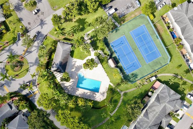 11848 SW 100th St, Miami, FL 33186