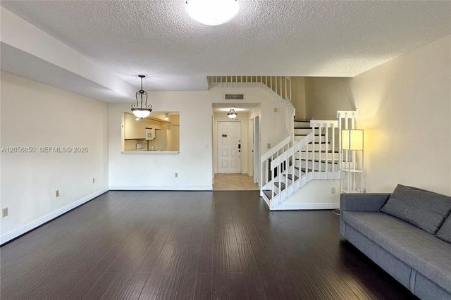 11848 SW 100th St, Miami, FL 33186