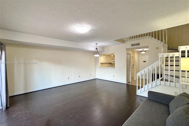 11848 SW 100th St, Miami, FL 33186