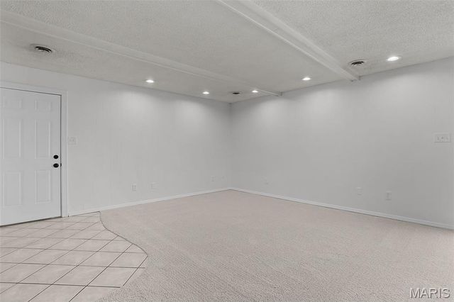 12245 Bennington Place, Maryland Heights, MO 63043