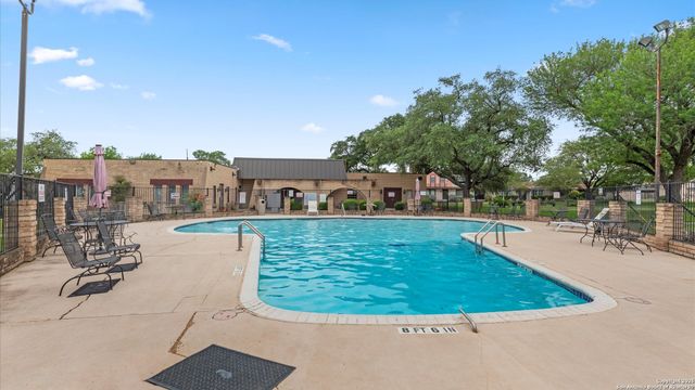6750 Crown Ridge, San Antonio, TX 78239