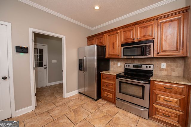 310 Flowing Meadows Drive, Perry, GA 31069