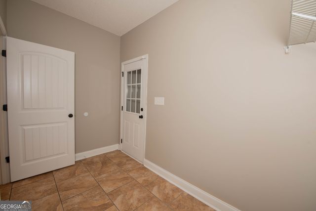 310 Flowing Meadows Drive, Perry, GA 31069