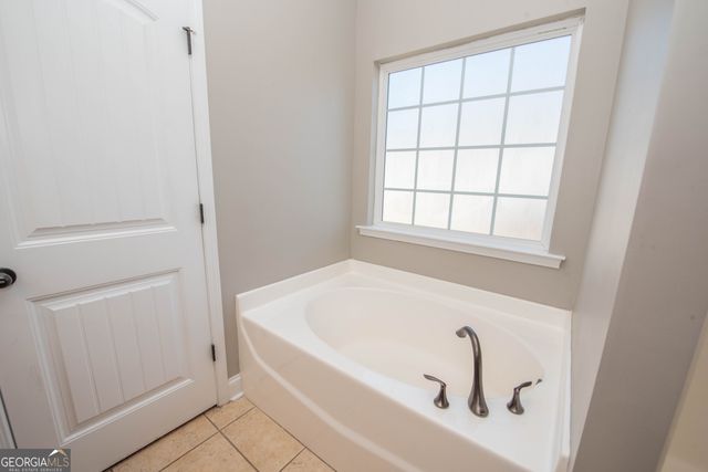 310 Flowing Meadows Drive, Perry, GA 31069