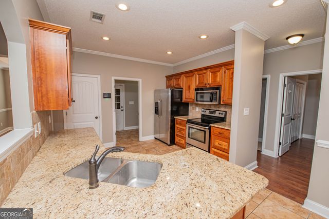 310 Flowing Meadows Drive, Perry, GA 31069