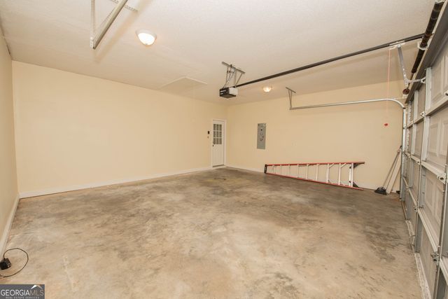 310 Flowing Meadows Drive, Perry, GA 31069