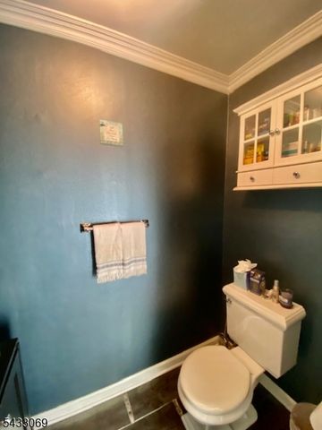33 Dena Dr 33, Wanaque Boro, NJ 07465